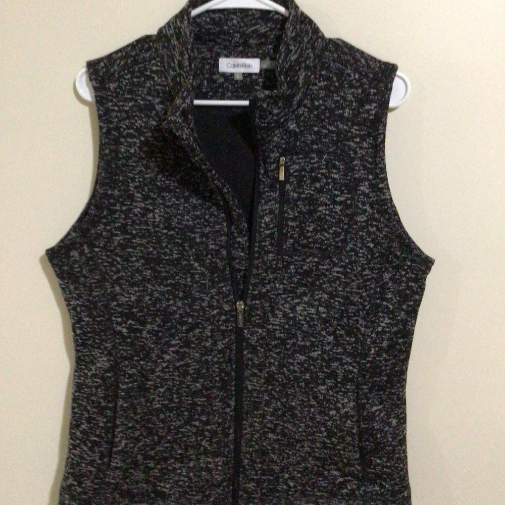 Calvin Klein Vest Size Large Black & White